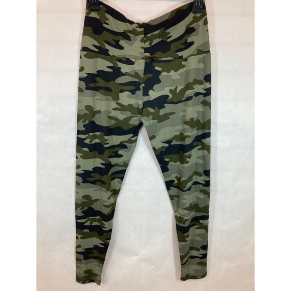 Women's Straight Legged Camo Design Ankle Length Fashion Leggings - Picture 4 of 4